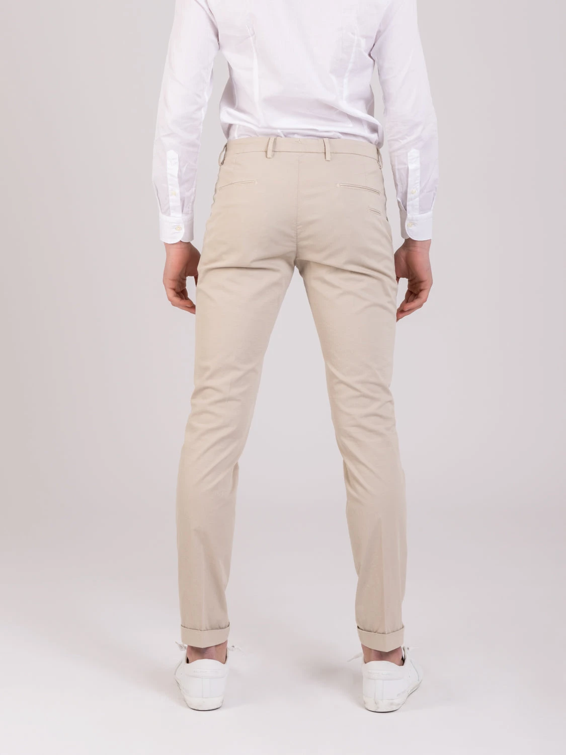 Pantaloni Slim In Gabardina Beige 5 Pantaloni Slim In Gabardina Beige - immagine 3