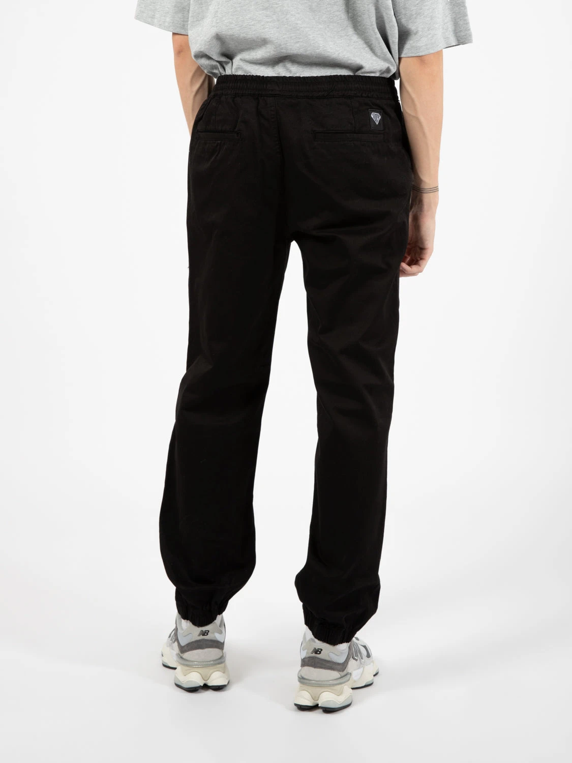 Pantaloni Jogger Black 5 Pantaloni Jogger Black - immagine 3