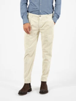 Pantaloni In Velluto A Coste Avorio