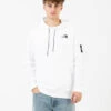 The North Face Felpa Hoodie Patch Graphic TNF White 1 The North Face Felpa Hoodie Patch Graphic TNF White -Obey Negozio the north face felpa hoodie patch graphic tnf white1